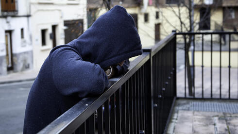 Report sounds alarm on Israeli youth's post-COVID mental health crisis - Vimarsana News