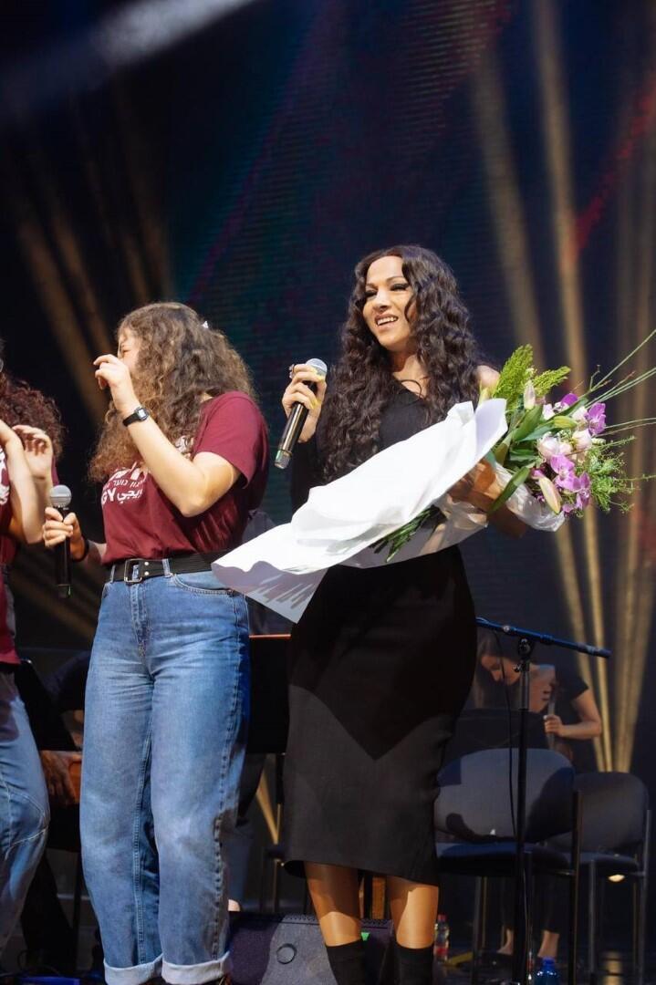 מחווה דנה אינטרנשיונל 