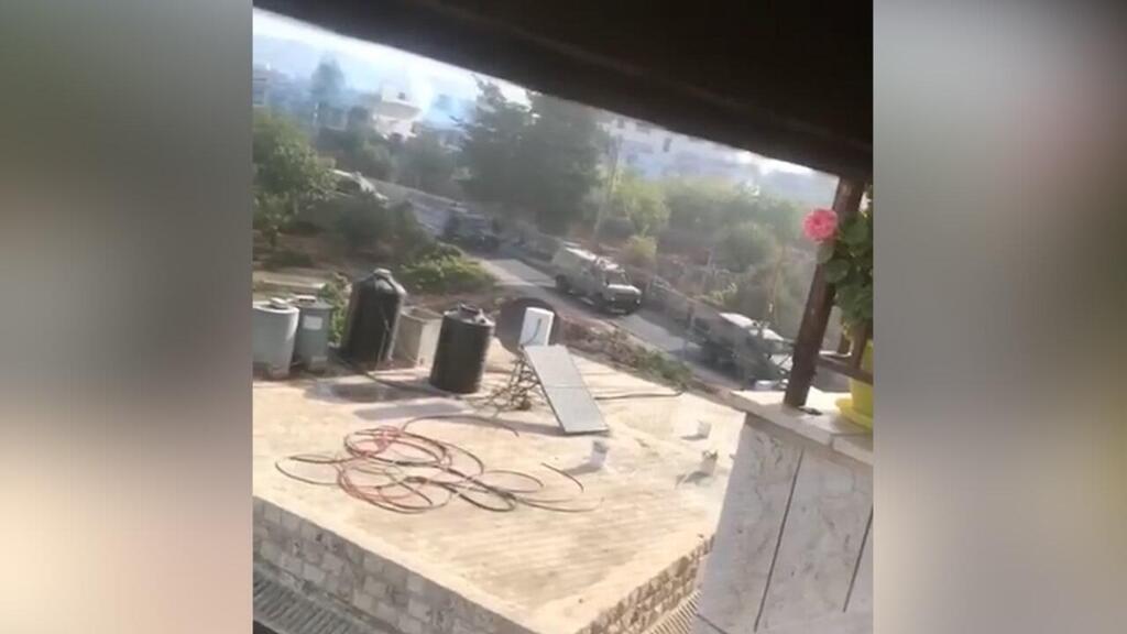הכוחות מכתרים את בית החשודים עימותים שהתפתחו באזור