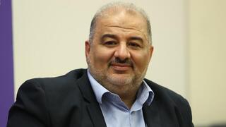 מנסור עבאס