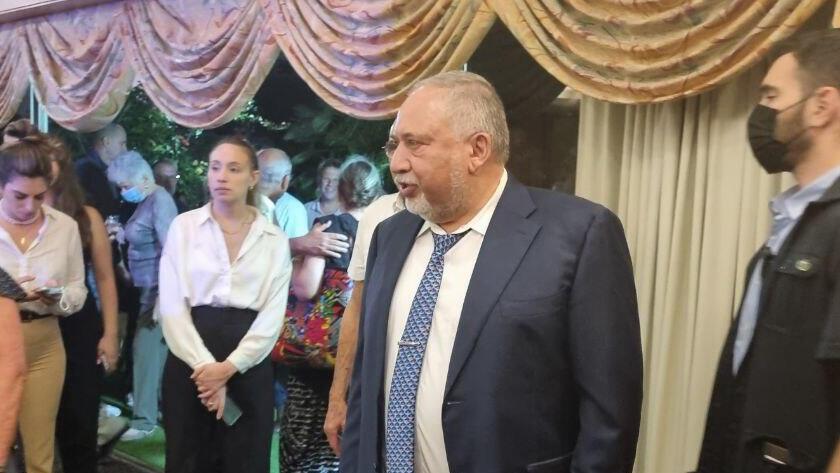 ליברמן בכנס בחירות בחיפה, הערב (צילום: ליאור אל-חי) כנס בחירות של ליברמן בחיפה