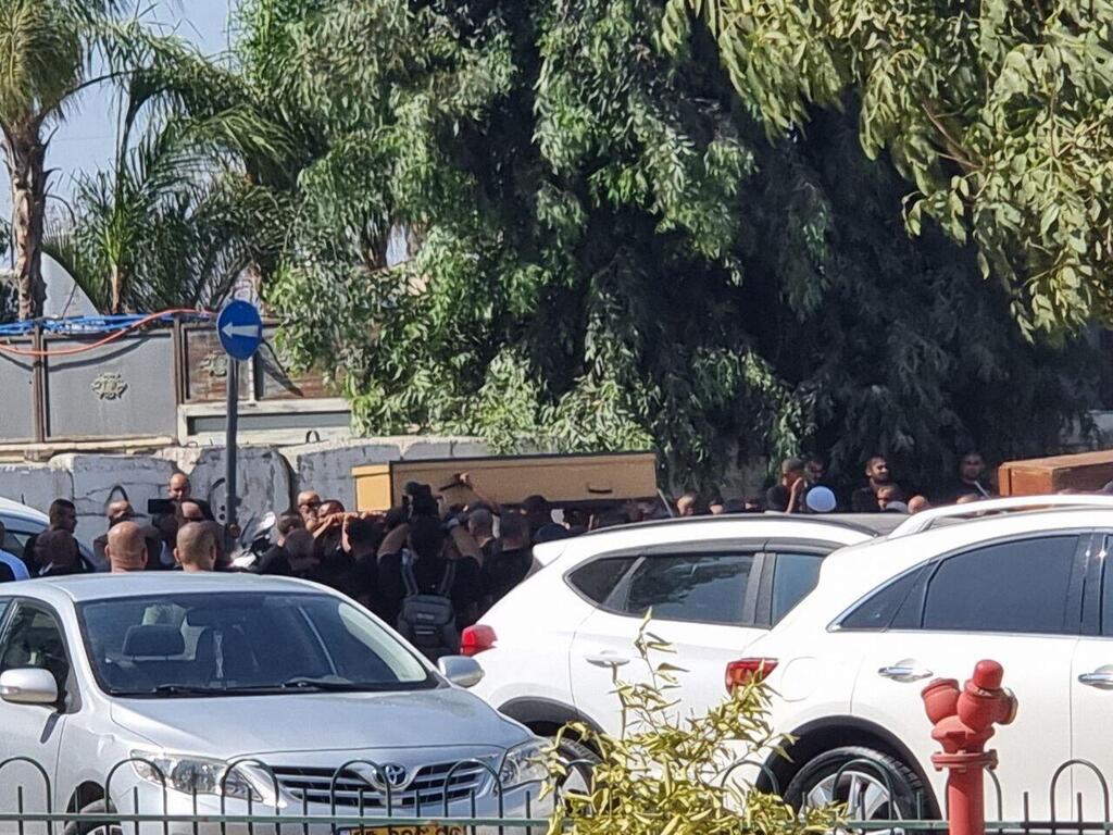 ההלוויה של מנאר וחדרה חג'אג'