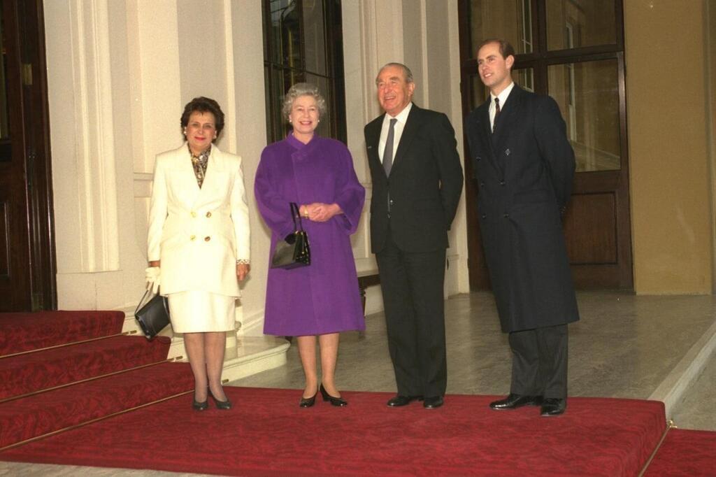 Then president Chaim Herzog and his wife Ora with Queen Elizabeth II and Prince Philip 
