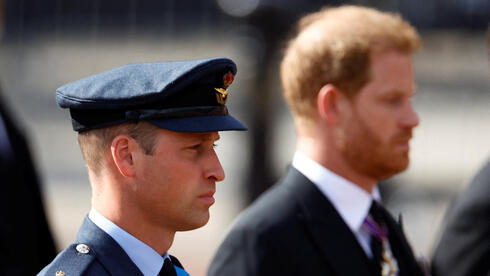 Prince William does not plan to invite Harry to his future coronation, friends say