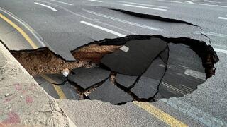 בולען שנפתח בכביש איילון ביציאה לדרך השלום