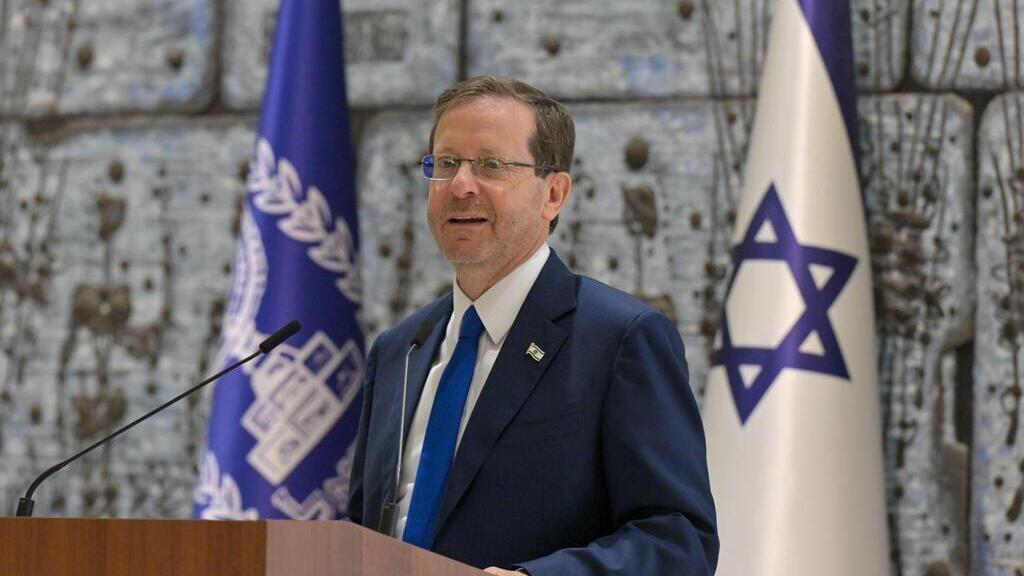 ניצל את תקופת החגים כדי לחדד לציבור את האפשרות להגיש בקשות. הרצוג (צילום: קובי גדעון, לע״מ) יצחק הרצוג