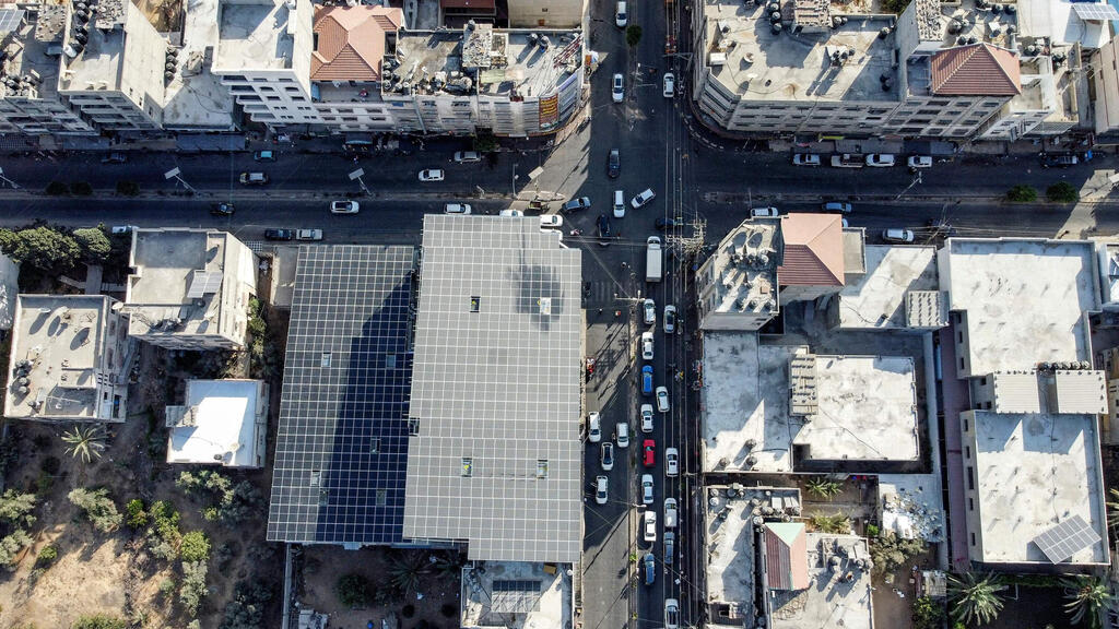 Aerial view of the solar panels 