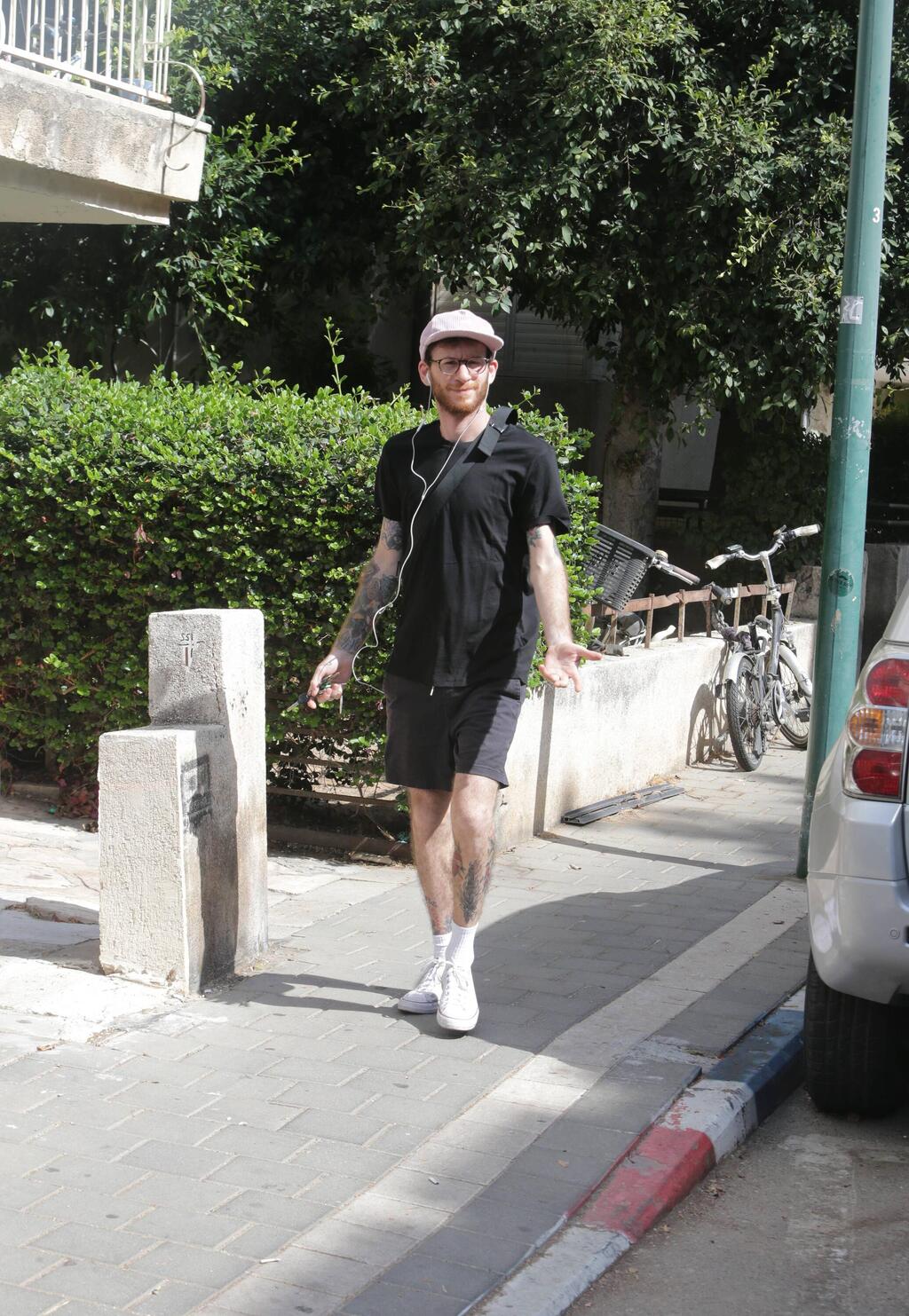 שלום לאלישע בנאי (צילום: מוטי לבטון) פפראצי