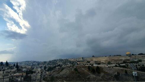 Israel braces for first fall rain as Daylight Saving Time nears end