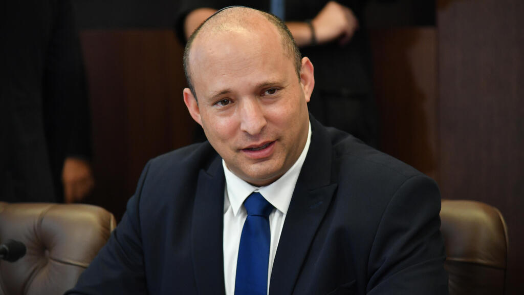 "לא שותקים על כבודה של ישראל". בנט (צילום: יואב דודקביץ') ישיבת הממשלה בנושא אישור ההסכם הימי עם לבנון