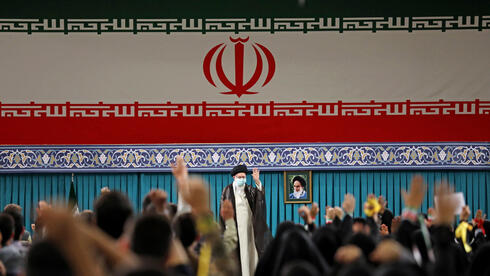 Growing Public Hatred Of Religious Leaders Unnerves Iran Regime -  Worldcrunch