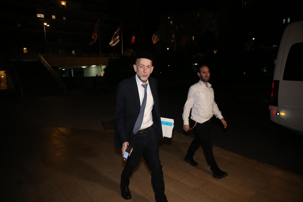 מקלב. ביהדות התורה דורשים שיעמדו בראש המשרד לשוויון חברתי (צילום: עמית שאבי) פגישות משא ומתן להקמת הממשלה בירושלים