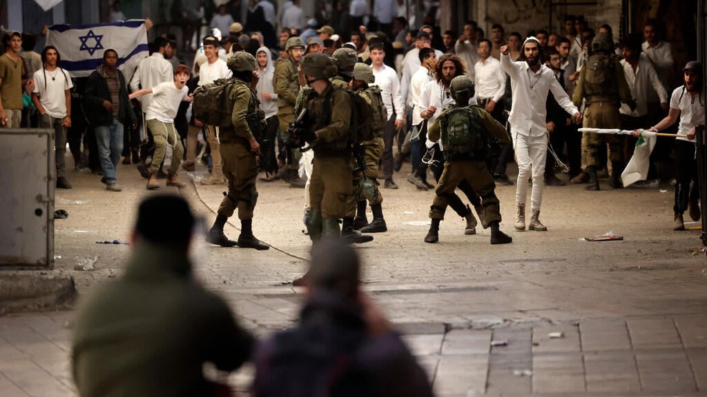 Hebron riots (Photo: AFP) עימותים בחברון, שבת חיי שרה