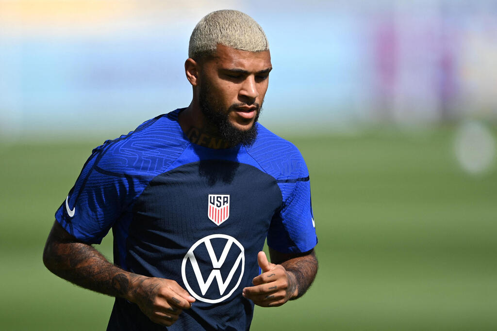 USA's defender DeAndre Yedlin 
