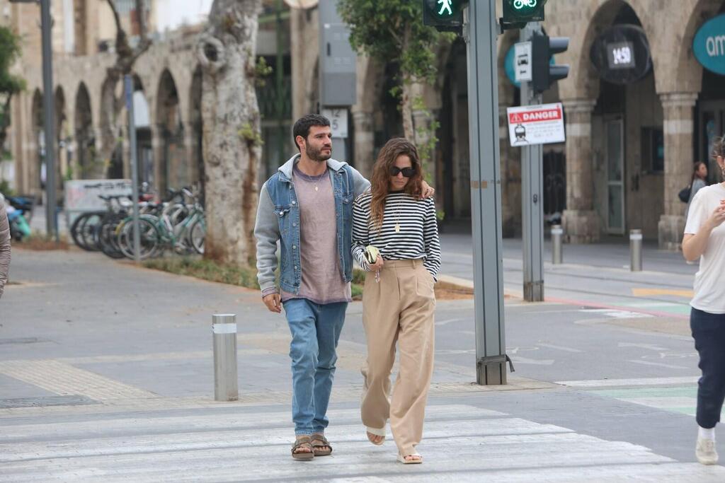זוג אוהבים: ניב סולטן ומאור שוויצר בדייט רומנטי