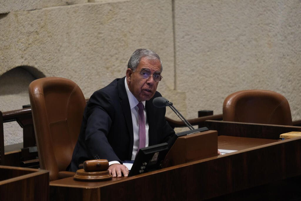 מיקי לוי. עדיין יו"ר הכנסת (צילום: יואב דודקביץ') מיקי לוי במליאת הכנסת