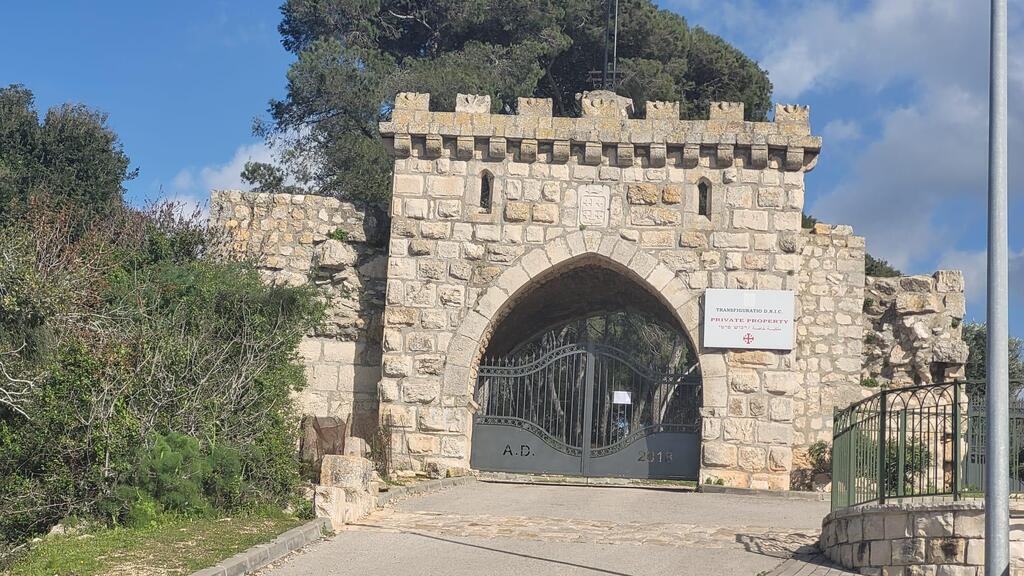 טיפוס מאתגר או טיול פסגה קליל: הכירו את הר תבור