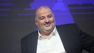 מנסור עבאס