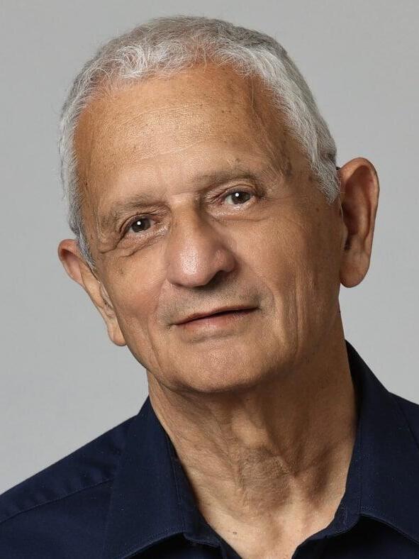 נחום ברנע