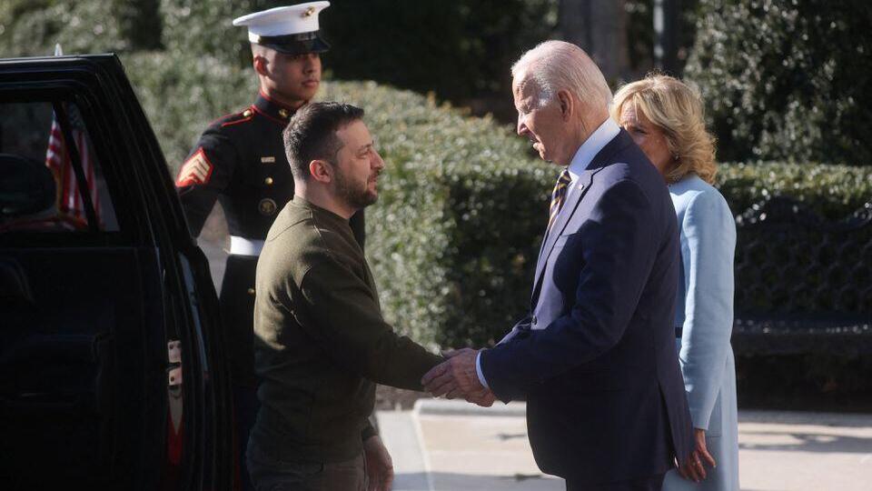 Volodymyr Zelensky meets Joe Biden 