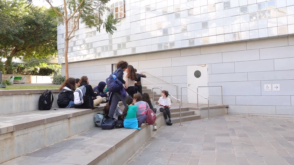 הצטרפו לנבחרת הצעירה (צילום: מתוך הווידיאו) מדעני העתיד באוניברסיטת תל אביב