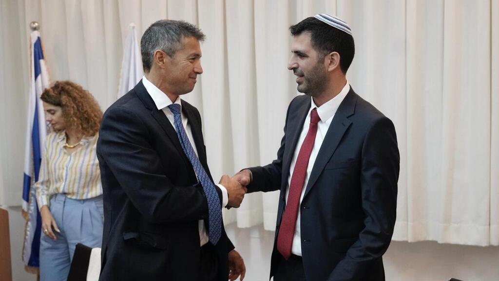 קרעי והנדל (צילום: שלו שלום) יועז הנדל ושלמה קרעי