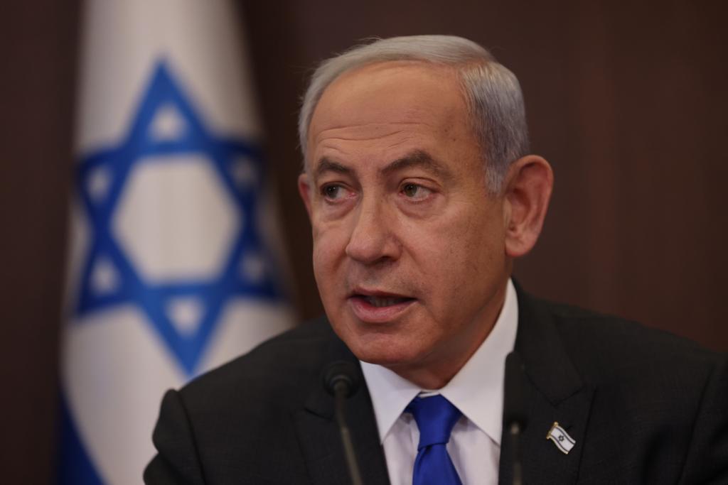 ראש הממשלה בנימין נתניהו. איסמן: "כרסום ופגיעה באמון הציבור בפרקליטות אינם יכולים להיעשות בצורה כירורגית – בתיקים מסוימים וכלפי פרקליטים מסוימים" (צילום: יונתן זינדל/פלאש90) ישיבת הממשלה