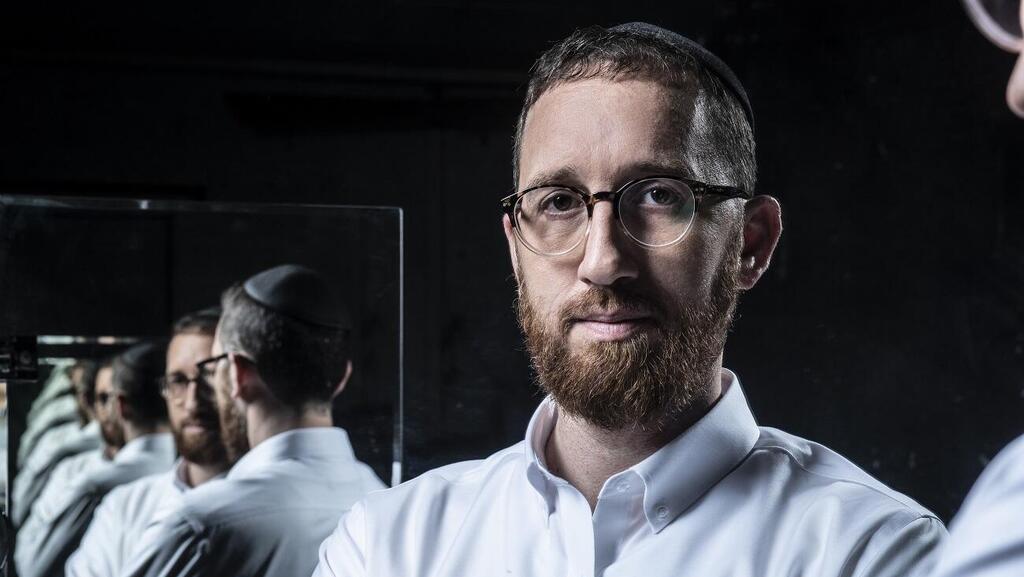 Peruvian hassidic Jew moves to Israel, gains large