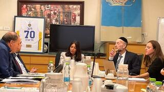 פגישת רגב עם בכירי הרכבת