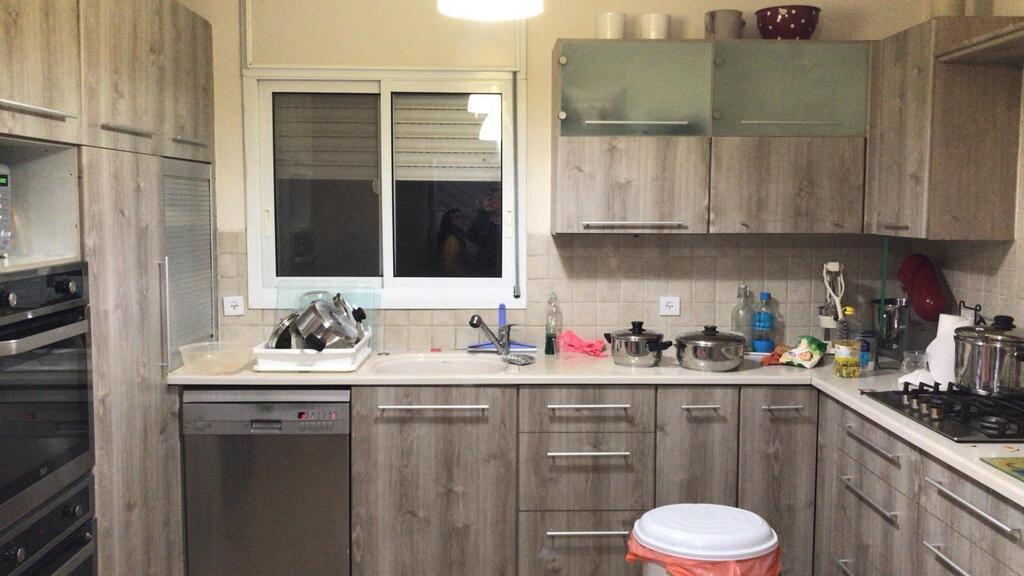 מבט אל המבטח לפני השיפוץ (צילום פרטי) נורית ואביטל