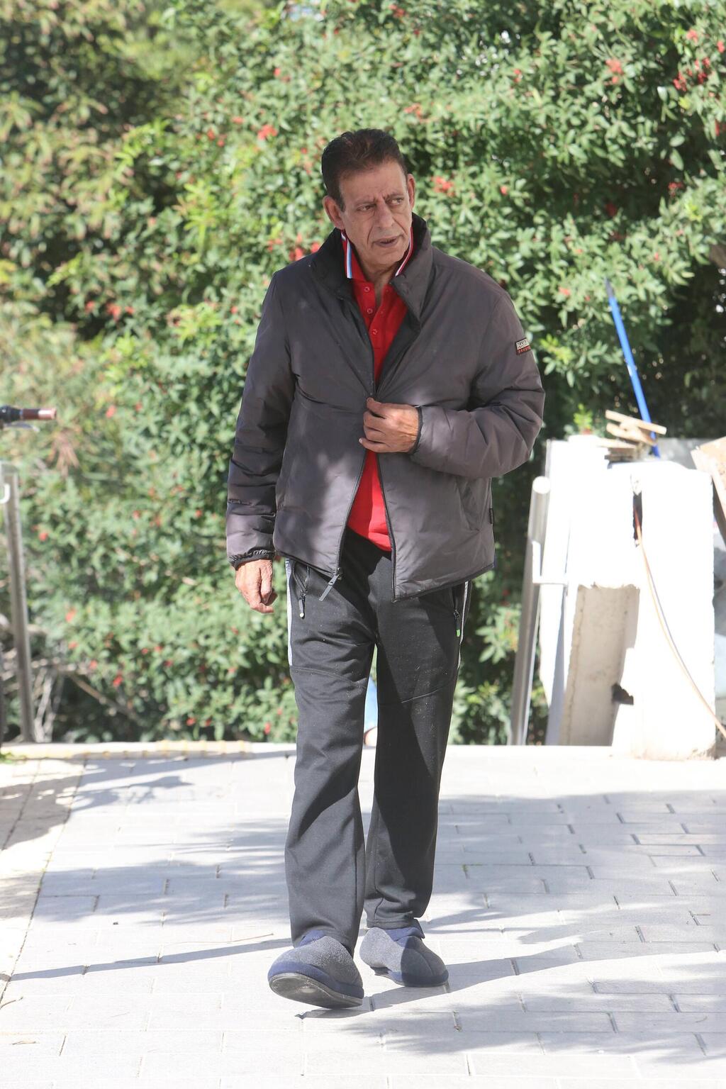 מסתורי בנעלי הבית (צילום: מוטי לבטון) פפראצי
