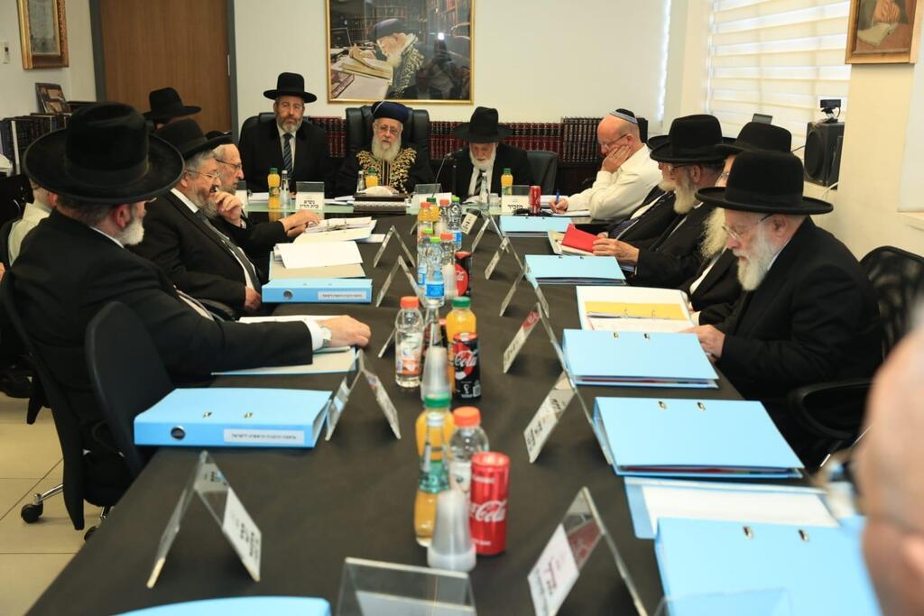 ישיבת מועצת הרבנות הראשית. הכוח לבחור רבנים יעבור אליה? (צילום: אלעד זגמן, ענבה – לע"מ) ישיבת מועצת הרבנות הראשית