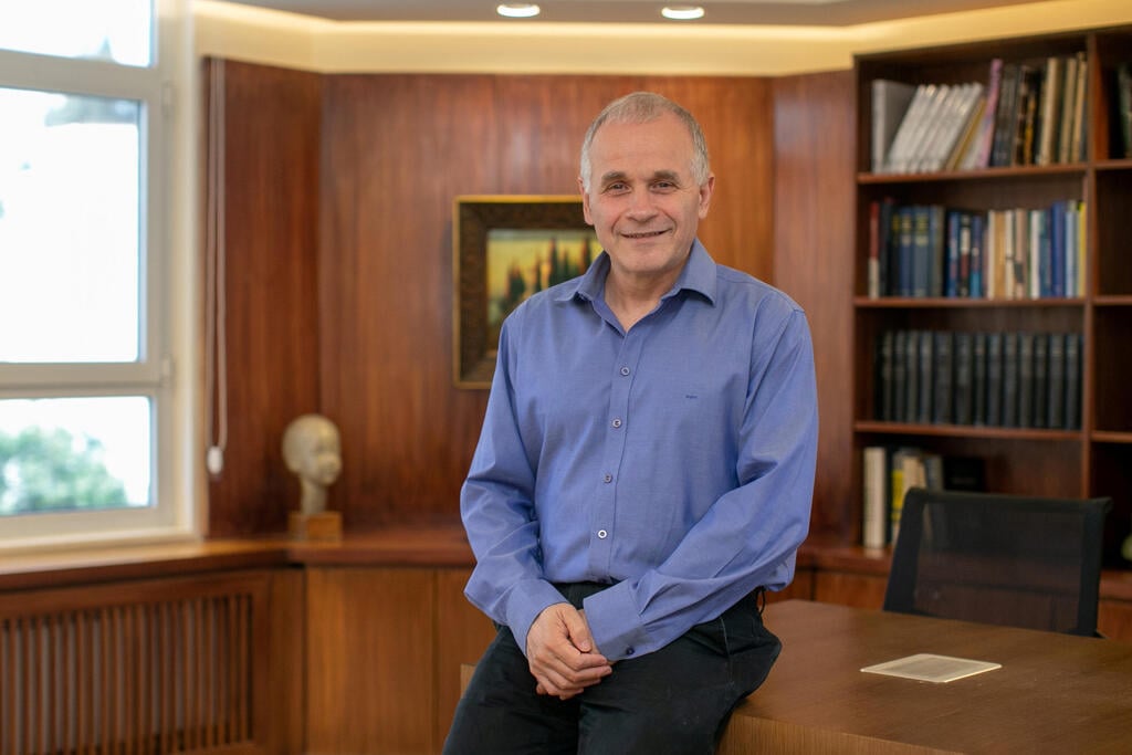 "על כולנו לעמוד כחומה בצורה נגד יוזמות שיכולות לפגוע בחירויות הפרט". נשיא האוניברסיטה העברית, פרופ' אשר כהן (צילום: אוהד צויגנברג) פרופ' אשר כהן, נשיא האוניברסיטה העברית