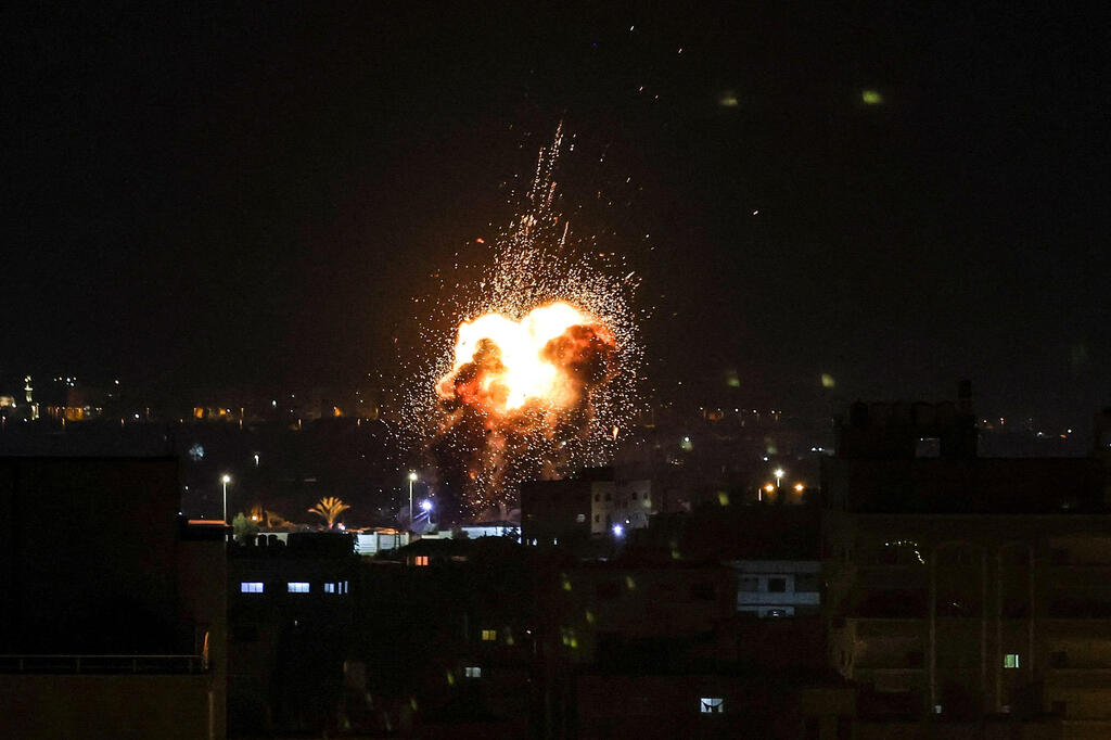 Gazze'de bu gece patlamalar