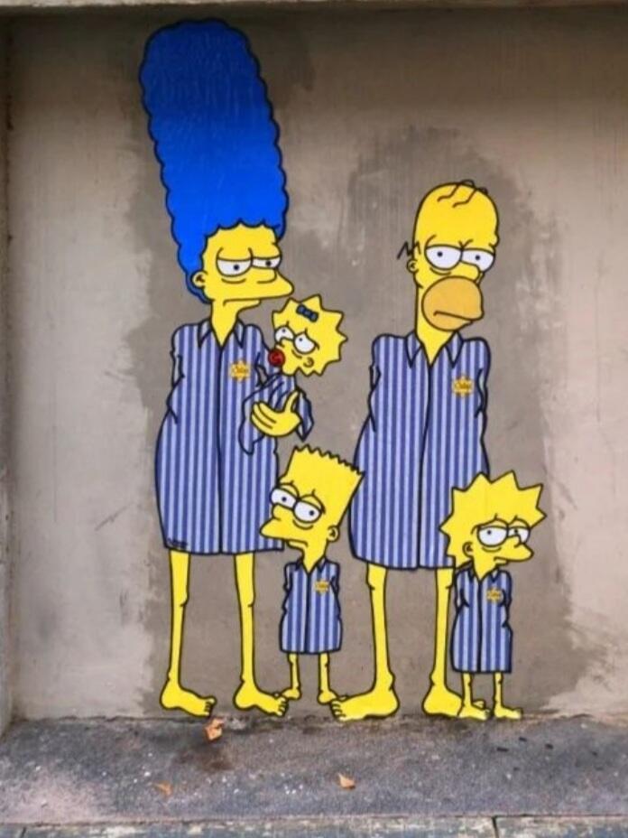 Characters from "The Simpsons" on the walls in Milan 
