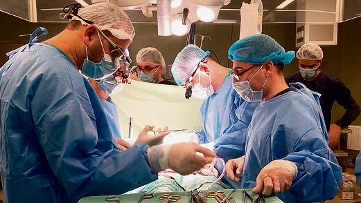 The Israeli doctors during the surgery in the Gaza Strip