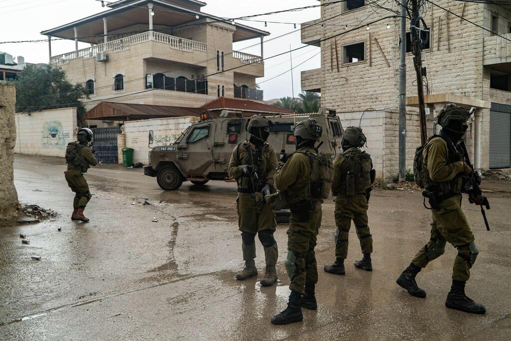 Les forces de Tsahal arrêtées sont recherchées à Jéricho