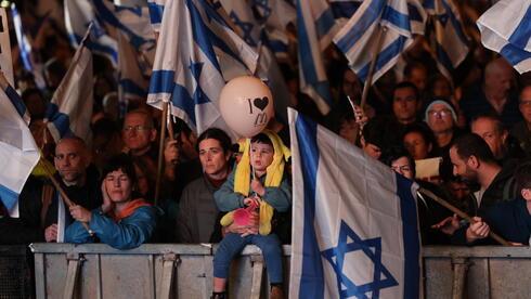 נתניהו לא עוצר, וגם המפגינים לא: "אין לנו פריבילגיה לוותר על המדינה"