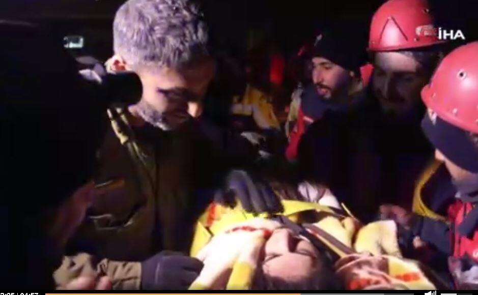 IDF search and rescue team pulls young Turkish girl from rubble after the devastating earthquake 