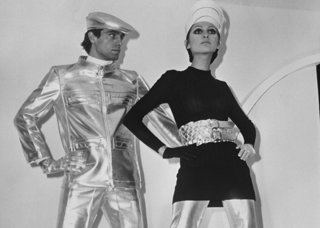 תצוגת אופנה של פייר קרדן, 1968