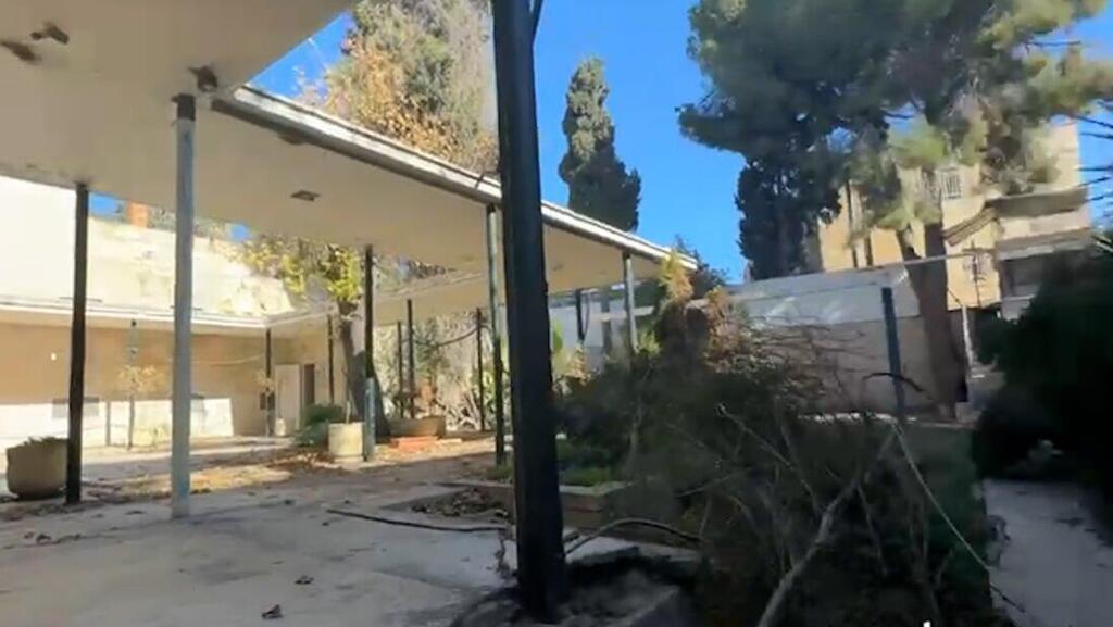 והיום מעון ראש הממשלה בבלפור בזמן השיפוץ