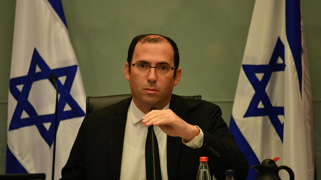 יו"ר הוועדה רוטמן. ישקול דיון בפורום סגור (צילום: יואב דודקביץ' ) ועדת חוקה