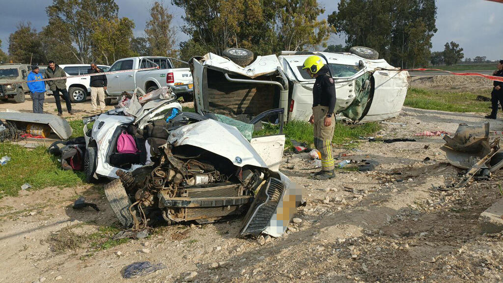זירת התאונה באשכול (צילום: בראל אפרים) זירת התאונה