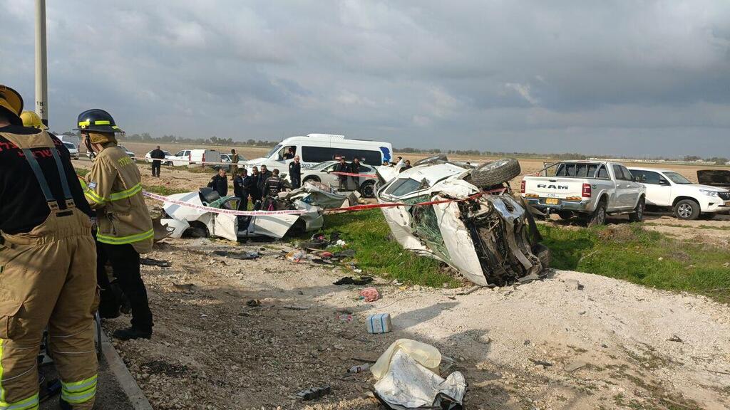 זירת התאונה באשכול (צילום: בראל אפרים) זירת התאונה