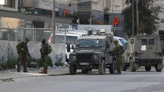 כוחות צה"ל במחסום חווארה