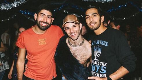This Purim, a space for queer Jews to celebrate their identities, dance the night awa - Vimarsana News