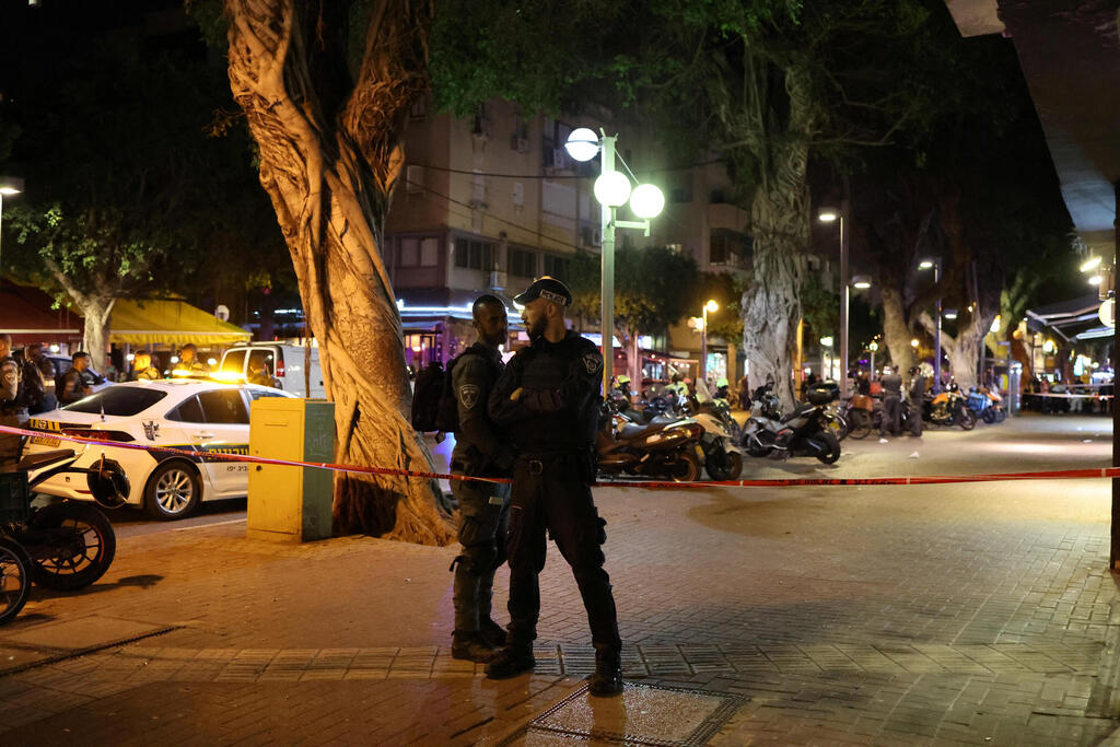 זירת הירי בתל אביב (צילום: רויטרס) זירת הירי בתל אביב