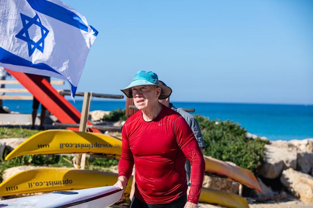 גלנט בחוף שדות ים. גם שם מחו נגדו (צילום: שרון שחר) מחאת לוחמי שייטת 13 בשדות ים