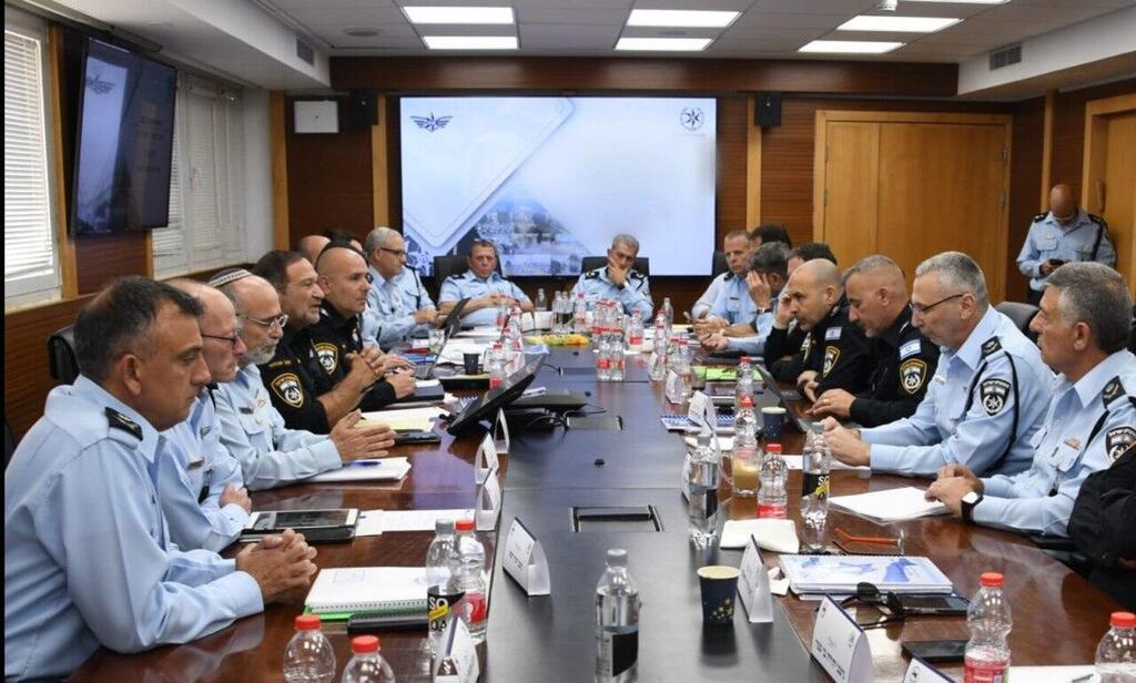 צילום: דוברות המשטרה ישיבת הבוקר של הספ"כ הארצי במשטרת ישראל