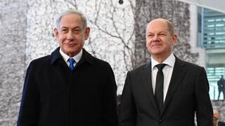 ראש הממשלה בנימין נתניהו עם קנצלר גרמניה אולף שולץ בברלין
